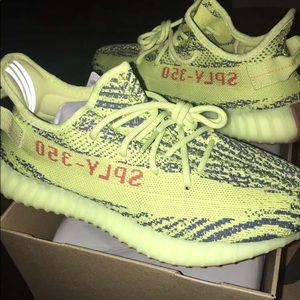 YEEZY BOOST 350 V2 SEMI FROZEN